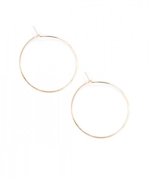 Featherweight Hoop – Small Gold